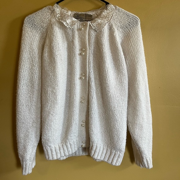 CC Hughes Button Front Cardigan Sweater - Picture 4 of 7